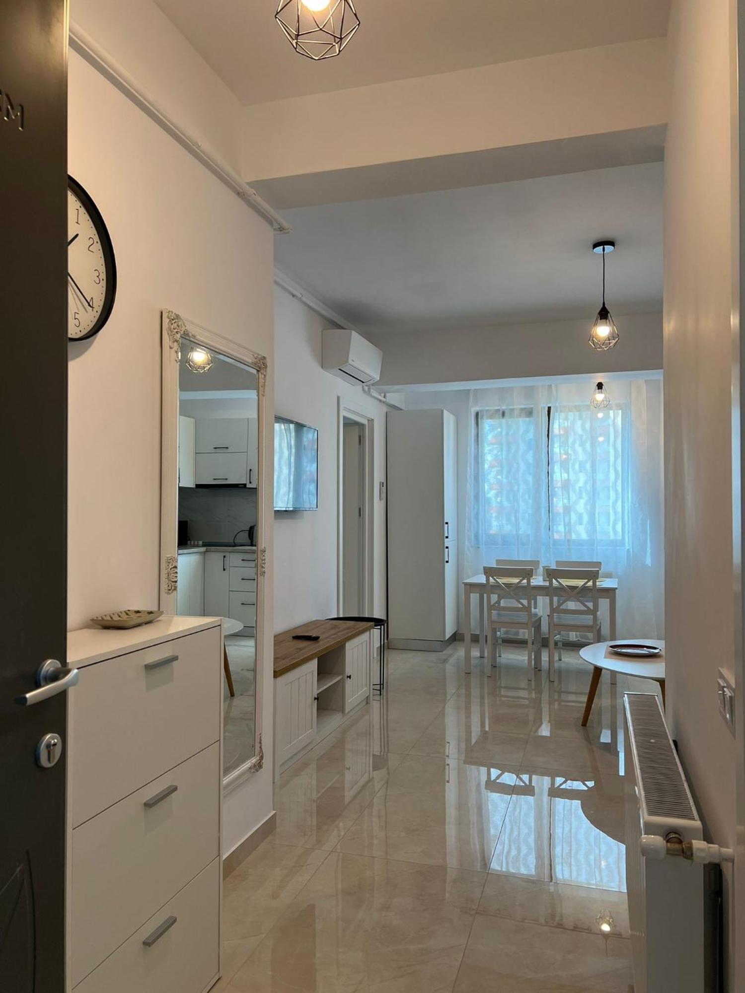 Luxury Glam Apartments Iasi At Lazar Palas 외부 사진