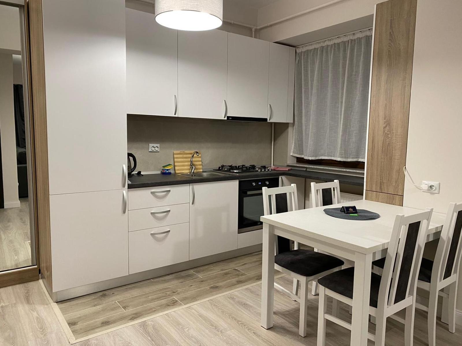 Luxury Glam Apartments Iasi At Lazar Palas 외부 사진
